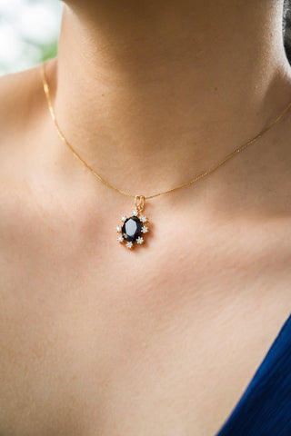 Sierra Fleur- Garnet Pendant - Adona Diamonds