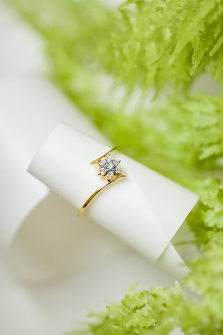 Sierra- Flower Ring - Adona Diamonds